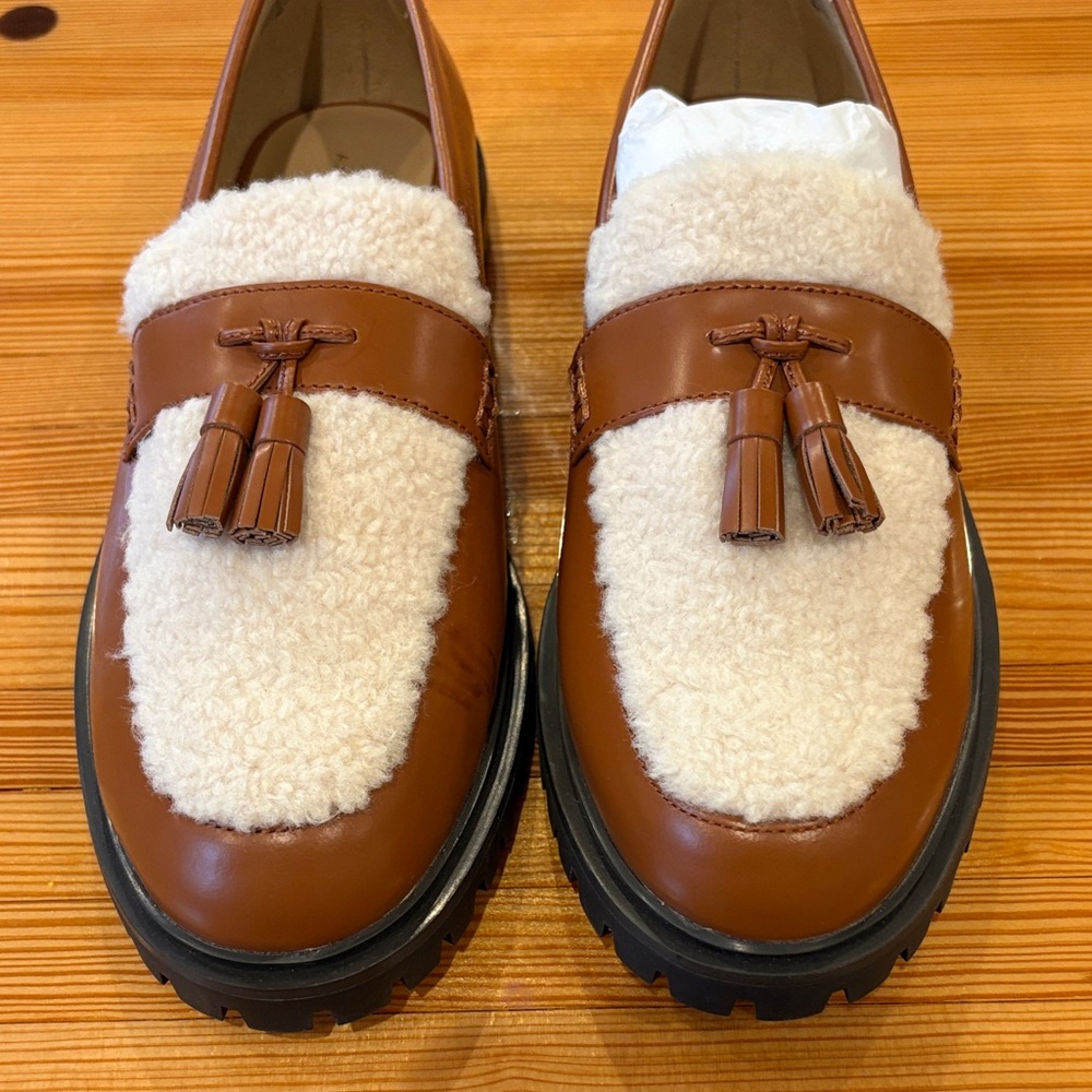 NEW Ann Taylor Shearling Leather Tassel Loafers - Picture 4 of 8